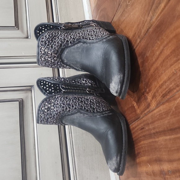 Circle G Shoes - Circle G Boots